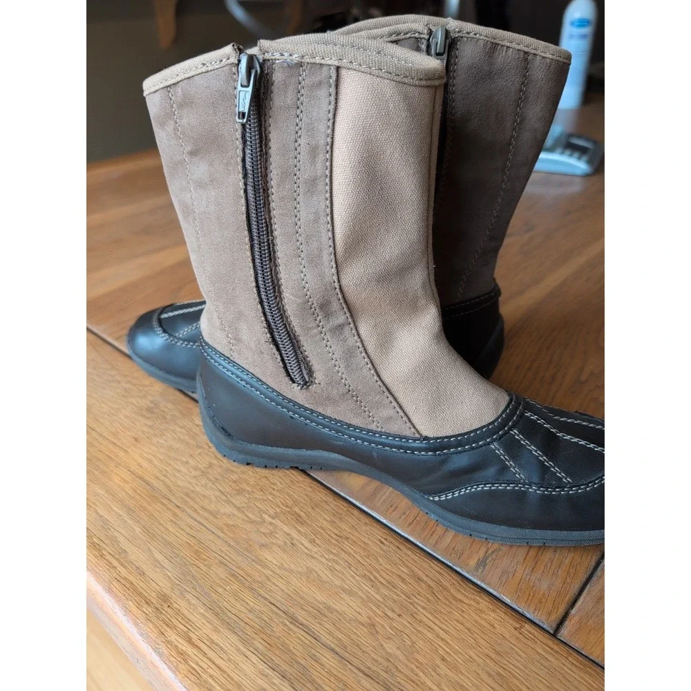 Women's Winter Leather Winter‎ Boots by Croft & Barrow/ Size 8 Medium
